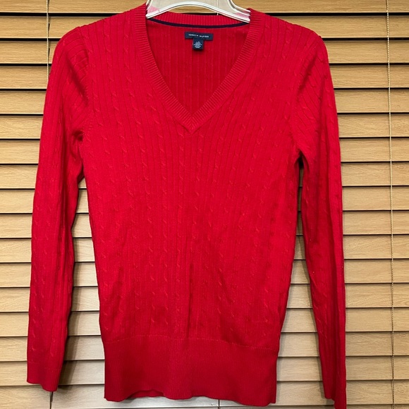 Tommy Hilfiger V-Neck Sweater ladies size large color Red - Picture 2 of 9